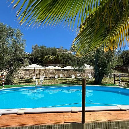 فيستَ Valle Degli Ulivi B&B المظهر الخارجي الصورة