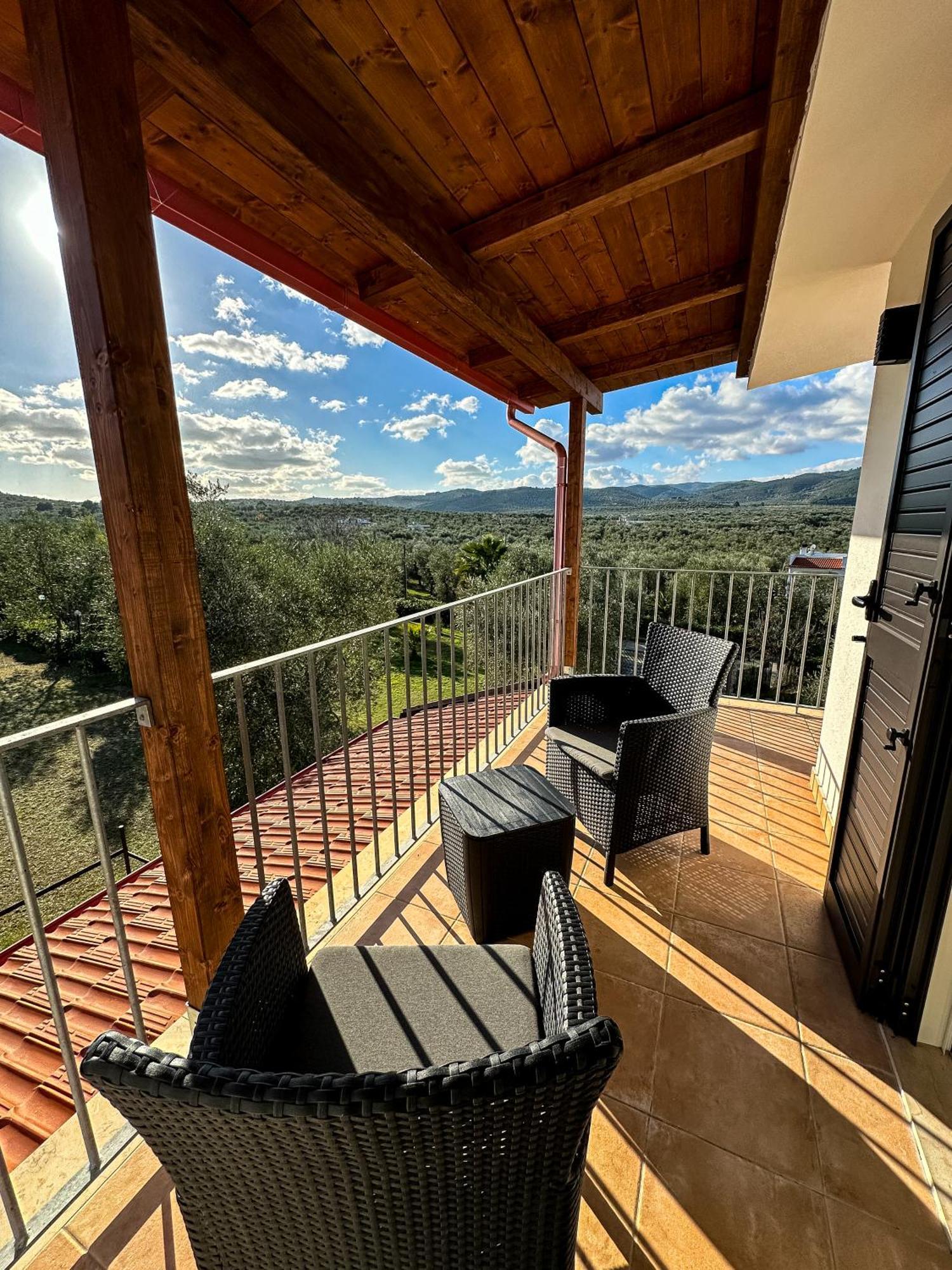 فيستَ Valle Degli Ulivi B&B المظهر الخارجي الصورة